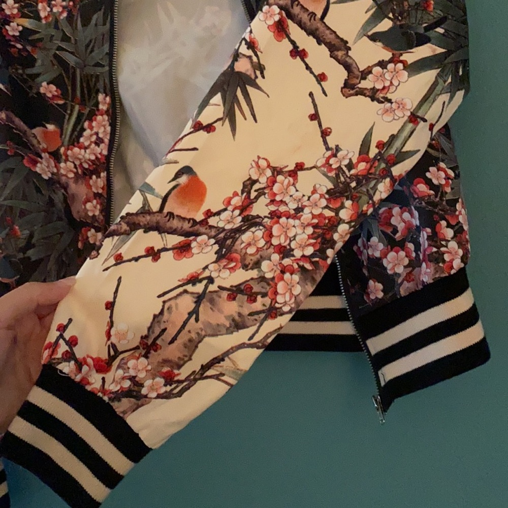 Beautiful bomber jacket - Picture 2 of 6